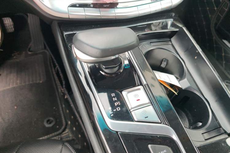 Used Geely Auto Emgrand GT New Energy 2018 1.5T PHEV Yaoyue Edition Gear Lever