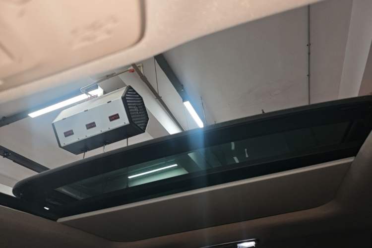 Used Geely Auto Emgrand GT New Energy 2018 1.5T PHEV Yao Ling Edition Headliner