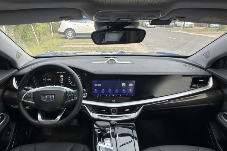Used Geely Auto Emgrand GT New Energy 2018 1.5T PHEV Yao Ling Edition Interior 11
