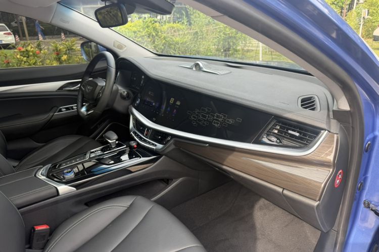 Used Geely Auto Emgrand GT New Energy 2018 1.5T PHEV Yao Ling Edition Interior 2
