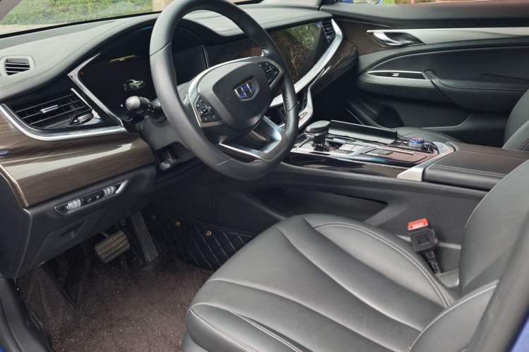 Used Geely Auto Emgrand GT New Energy 2018 1.5T PHEV Yaoxiang Edition Interior 2