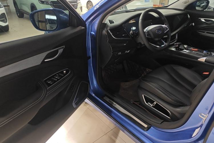 Used Geely Auto Emgrand GT New Energy 2018 1.5T PHEV Yaoxiang Edition Interior 3