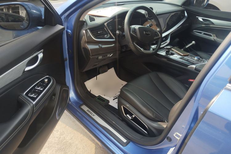 Used Geely Auto Emgrand GT New Energy 2018 1.5T PHEV Yaoxiang Edition Interior 3