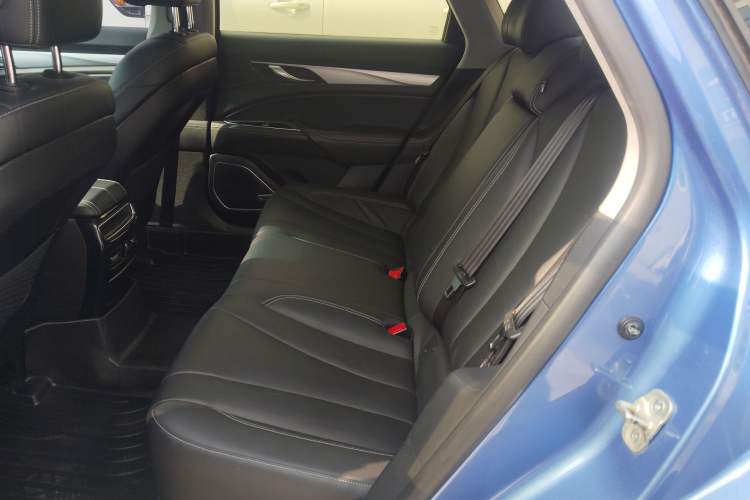 Used Geely Auto Emgrand GT New Energy 2018 1.5T PHEV Yaoxiang Edition Interior 4