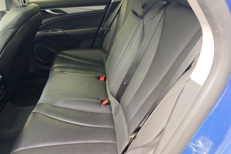 Used Geely Auto Emgrand GT New Energy 2018 1.5T PHEV Yaoxiang Edition Interior 4
