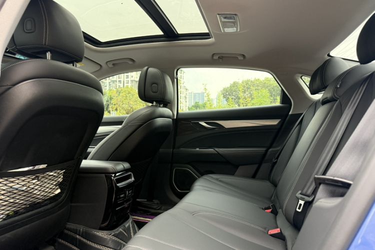 Used Geely Auto Emgrand GT New Energy 2018 1.5T PHEV Yao Ling Edition Interior 5