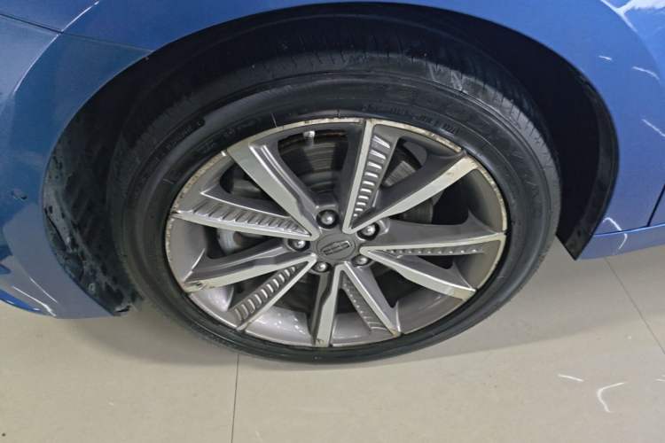 Used Geely Auto Emgrand GT New Energy 2018 1.5T PHEV Yao Ling Edition Left Front Wheel Hub