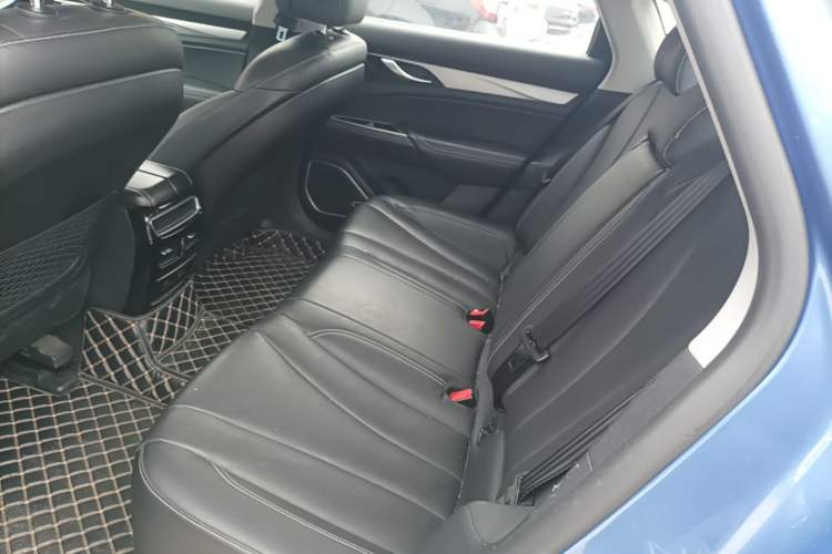 Used Geely Auto Emgrand GT New Energy 2018 1.5T PHEV Yaoyue Edition Left Rear Seat