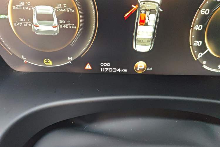 Used Geely Auto Emgrand GT New Energy 2018 1.5T PHEV Yao Ling Edition Odometer Close Up