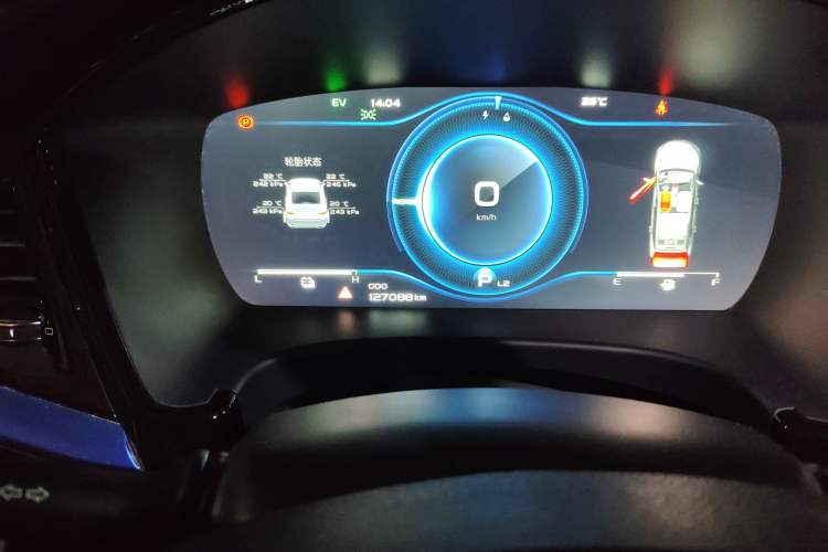 Used Geely Auto Emgrand GT New Energy 2018 1.5T PHEV Yaoxiang Edition Odometer Close Up