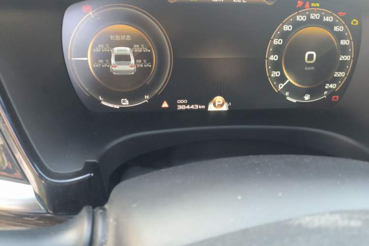 Used Geely Auto Emgrand GT New Energy 2018 1.5T PHEV Yao Ling Edition Odometer Close Up