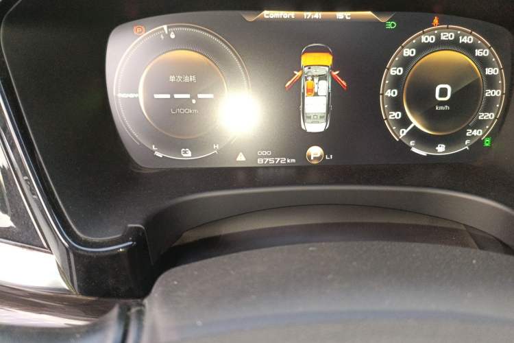 Used Geely Auto Emgrand GT New Energy 2018 1.5T PHEV Yao Ling Edition Odometer Close Up
