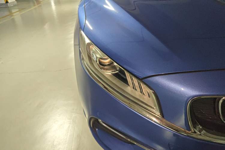 Used Geely Auto Emgrand GT New Energy 2018 1.5T PHEV Yaoyue Edition Right Front Headlight