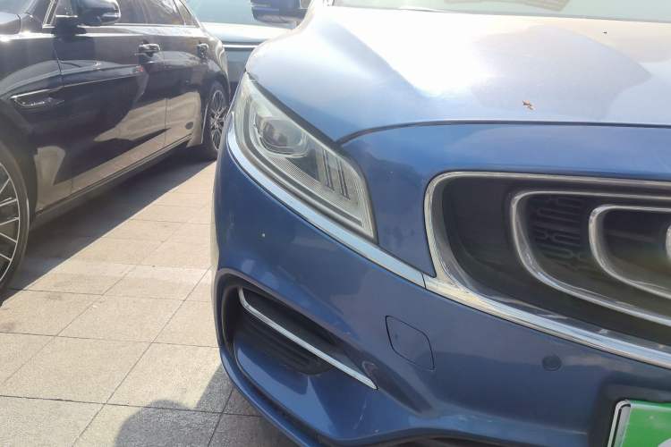 Used Geely Auto Emgrand GT New Energy 2018 1.5T PHEV Yao Ling Edition Right Front Headlight