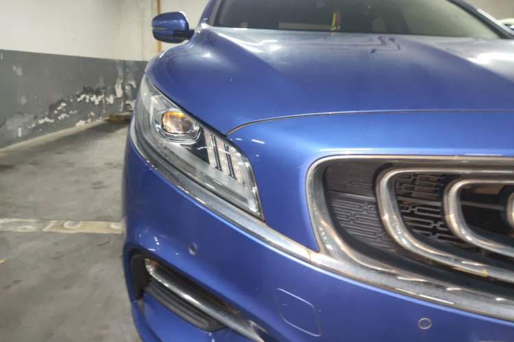 Used Geely Auto Emgrand GT New Energy 2018 1.5T PHEV Yao Ling Edition Right Front Headlight