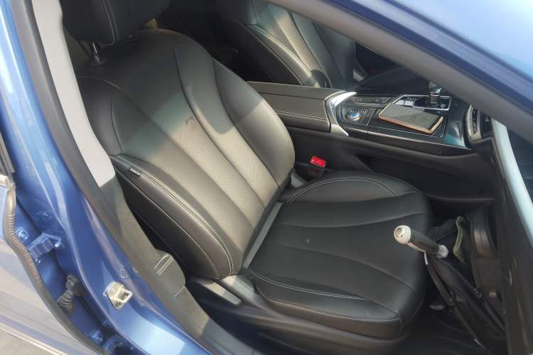 Used Geely Auto Emgrand GT New Energy 2018 1.5T PHEV Yaoxiang Edition Right Front Seat