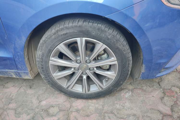 Used Geely Auto Emgrand GT New Energy 2018 1.5T PHEV Yaoxiang Edition Right Front Wheel Hub