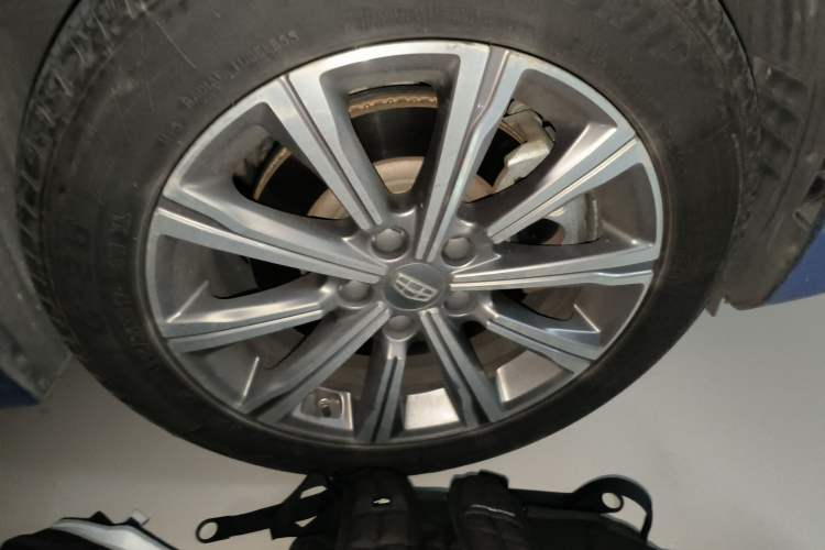 Used Geely Auto Emgrand GT New Energy 2018 1.5T PHEV Yaoxiang Edition Right Front Wheel Hub