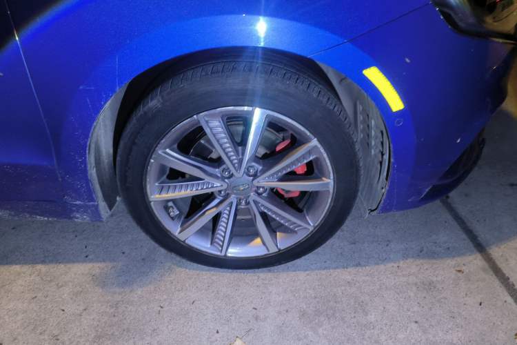 Used Geely Auto Emgrand GT New Energy 2018 1.5T PHEV Yao Ling Edition Right Front Wheel Hub