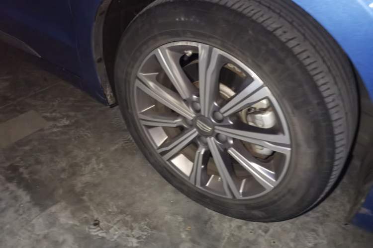 Used Geely Auto Emgrand GT New Energy 2018 1.5T PHEV Yaoxiang Edition Right Front Wheel Hub