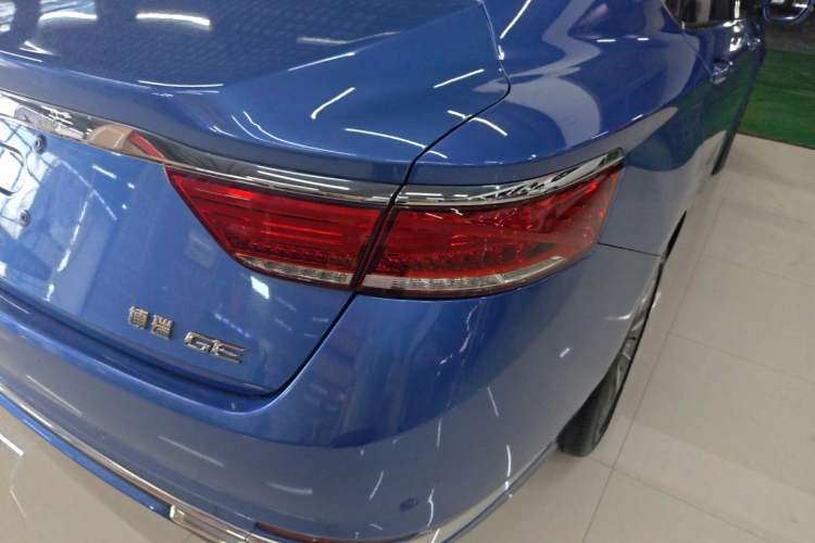 Used Geely Auto Emgrand GT New Energy 2018 1.5T PHEV Yao Ling Edition Right Rear Taillight