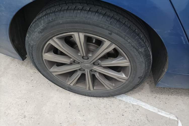 Used Geely Auto Emgrand GT New Energy 2018 1.5T PHEV Yaoyue Edition Right Rear Wheel Hub
