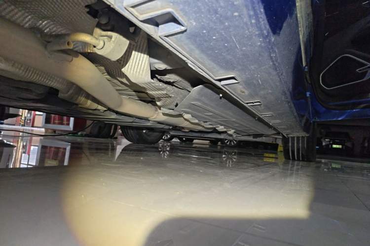 Used Geely Auto Emgrand GT New Energy 2018 1.5T PHEV Yao Ling Edition Right Side Sill