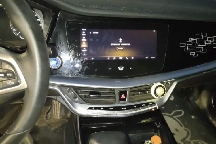 Used Geely Auto Emgrand GT New Energy 2018 1.5T PHEV Yaoyue Edition Audio And AC Panel