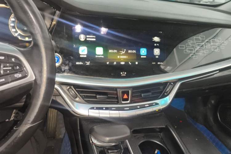 Used Geely Auto Emgrand GT New Energy 2018 1.5T PHEV Yaoxiang Edition Audio And AC Panel