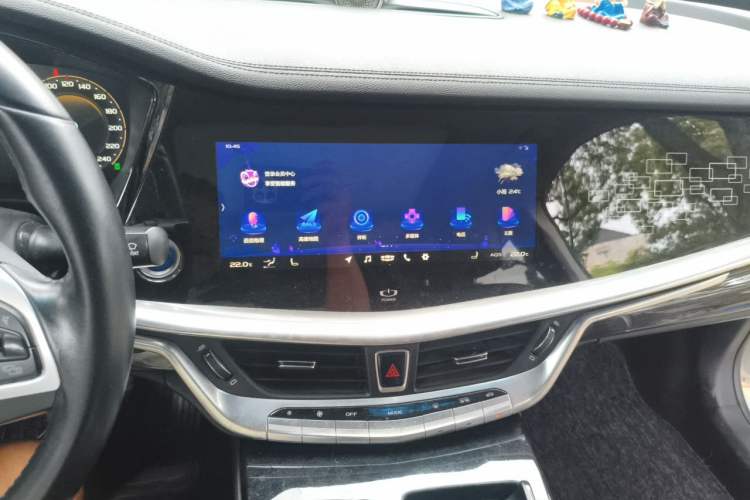 Used Geely Auto Emgrand GT New Energy 2018 1.5T PHEV Yao Ling Edition Audio And AC Panel