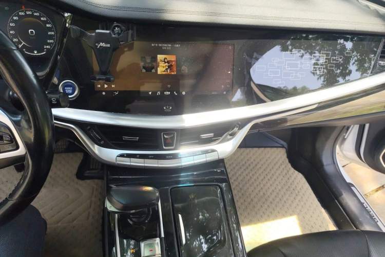 Used Geely Auto Emgrand GT New Energy 2018 1.5T PHEV Yaoxiang Edition Audio And AC Panel