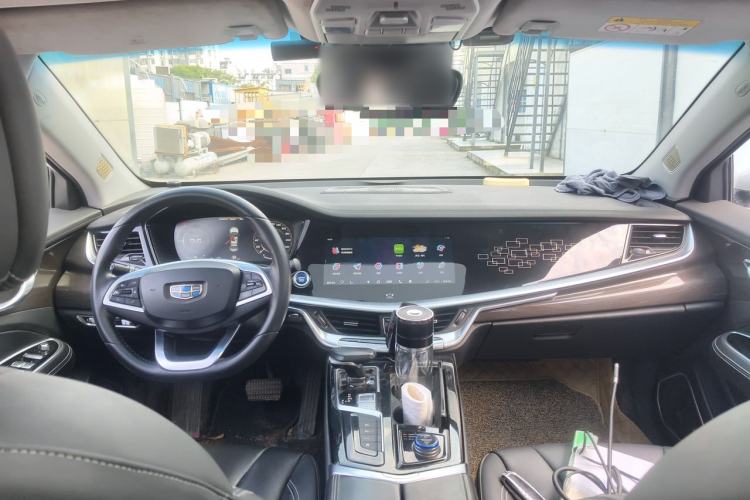 Used Geely Auto Emgrand GT New Energy 2018 1.5T PHEV Yao Ling Edition Center Console