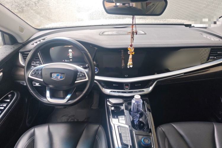 Used Geely Auto Emgrand GT New Energy 2018 1.5T PHEV Yao Ling Edition Center Console