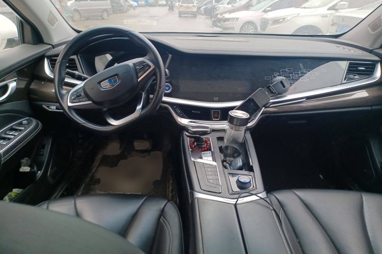 Used Geely Auto Emgrand GT New Energy 2018 1.5T PHEV Yao Ling Edition Center Console