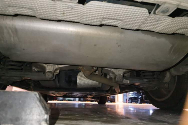 Used Geely Auto Emgrand GT New Energy 2018 1.5T PHEV Yao Ling Edition Chassis Rear