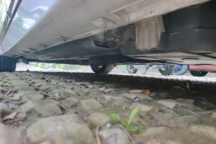 Used Geely Auto Emgrand GT New Energy 2018 1.5T PHEV Yao Ling Edition Chassis Rear Left
