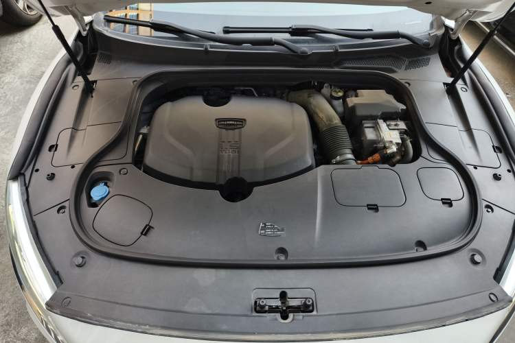 Used Geely Auto Emgrand GT New Energy 2018 1.5T PHEV Yaoxiang Edition Engine Bay
