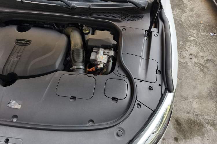 Used Geely Auto Emgrand GT New Energy 2018 1.5T PHEV Yaoxiang Edition Engine Bay Left