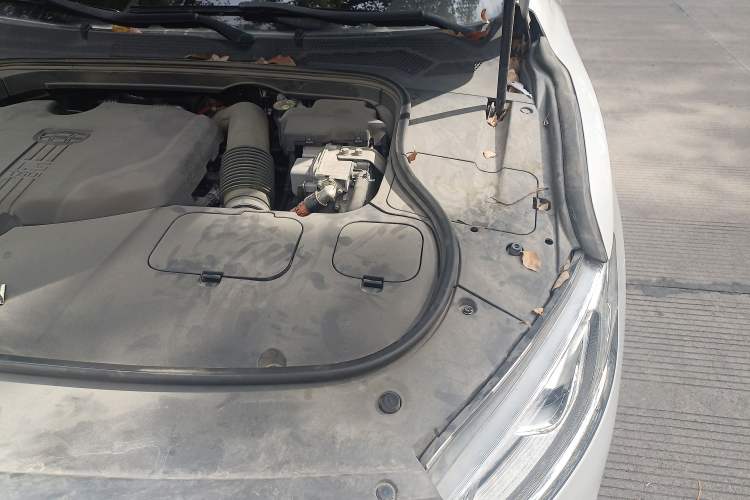 Used Geely Auto Emgrand GT New Energy 2018 1.5T PHEV Yao Ling Edition Engine Bay Left