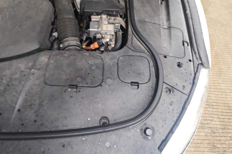 Used Geely Auto Emgrand GT New Energy 2018 1.5T PHEV Yao Ling Edition Engine Bay Left