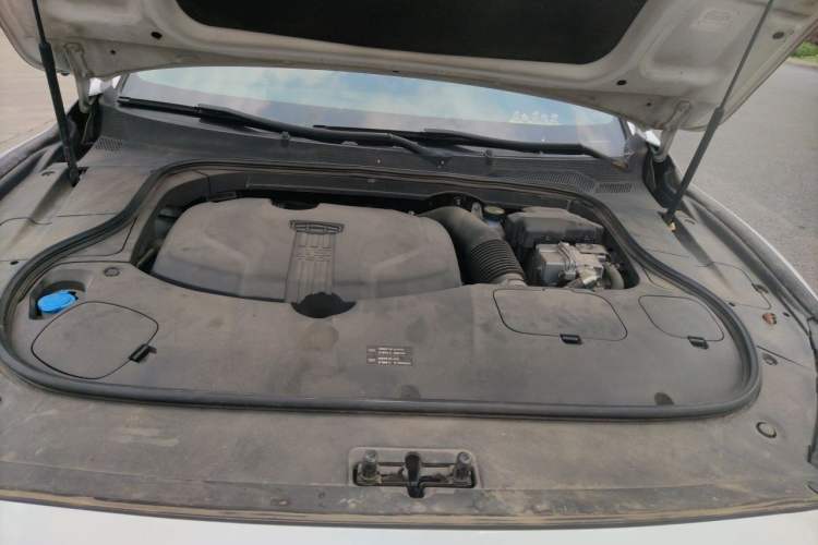 Used Geely Auto Emgrand GT New Energy 2018 1.5T PHEV Yaoxiang Edition Engine Bay Left