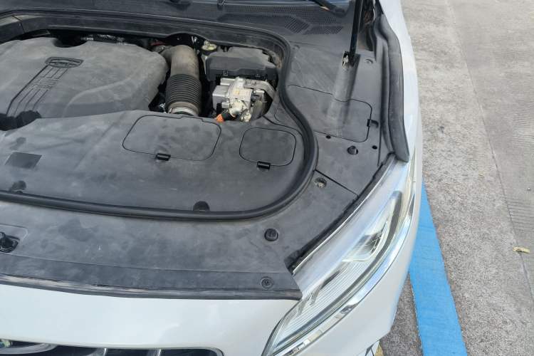 Used Geely Auto Emgrand GT New Energy 2018 1.5T PHEV Yaoxiang Edition Engine Bay Left