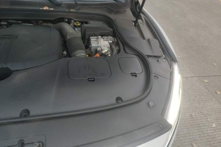 Used Geely Auto Emgrand GT New Energy 2018 1.5T PHEV Yaoxiang Edition Engine Bay Left