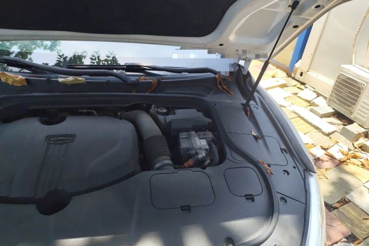 Used Geely Auto Emgrand GT New Energy 2018 1.5T PHEV Yaoxiang Edition Engine Bay Left