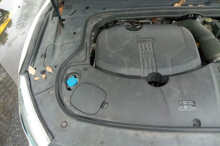Used Geely Auto Emgrand GT New Energy 2018 1.5T PHEV Yaoxiang Edition Engine Bay Right