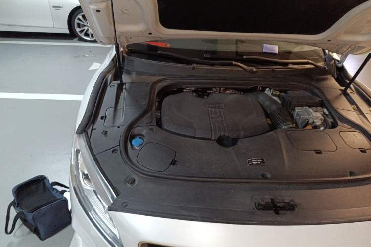 Used Geely Auto Emgrand GT New Energy 2018 1.5T PHEV Yao Ling Edition Engine Bay Right