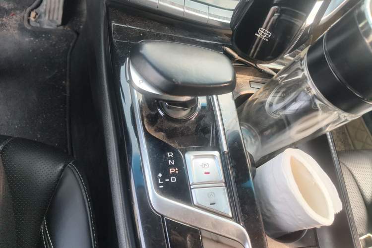 Used Geely Auto Emgrand GT New Energy 2018 1.5T PHEV Yao Ling Edition Gear Lever