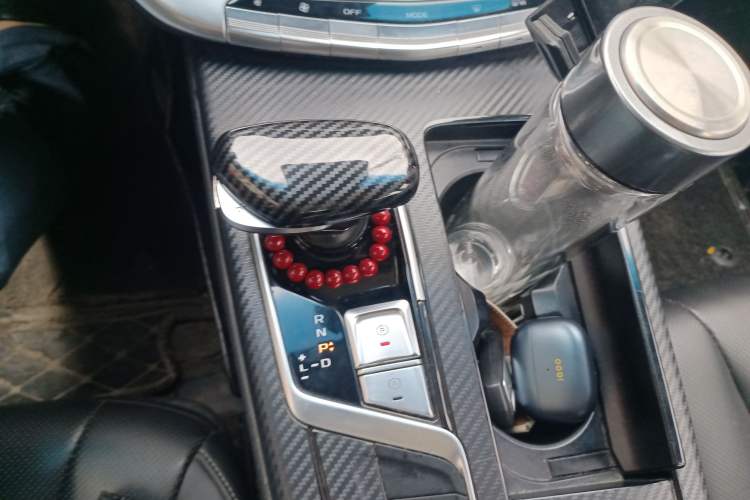 Used Geely Auto Emgrand GT New Energy 2018 1.5T PHEV Yao Ling Edition Gear Lever
