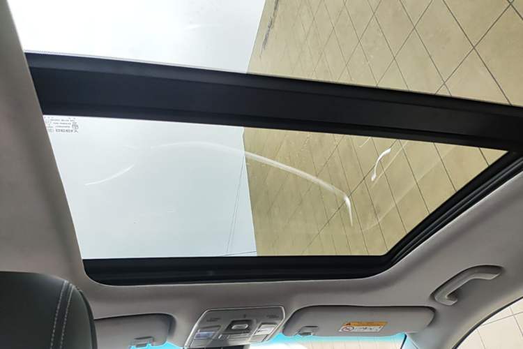Used Geely Auto Emgrand GT New Energy 2018 1.5T PHEV Yaoxiang Edition Headliner