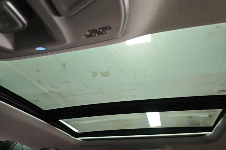 Used Geely Auto Emgrand GT New Energy 2018 1.5T PHEV Yao Ling Edition Headliner